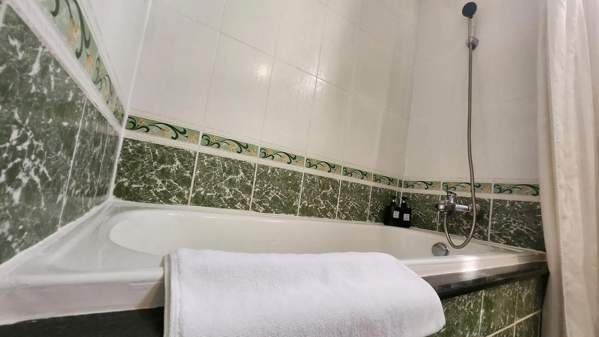 Bon Ami Hotel - Thien Xuan Hotel Thành Pho Ho Chí Minh