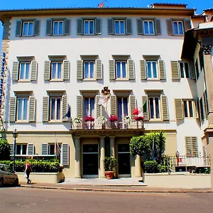 Executive 4*, Firenze Italia